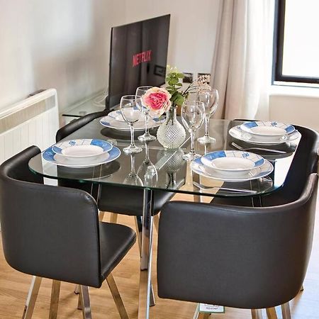 ברמינגהאם Lovely 1 Bedroom Apartment - Bham City Centre מראה חיצוני תמונה